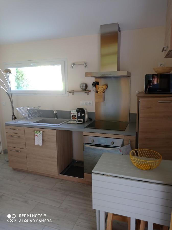 Agreable Appartement Au Calme Villeneuve  Kültér fotó